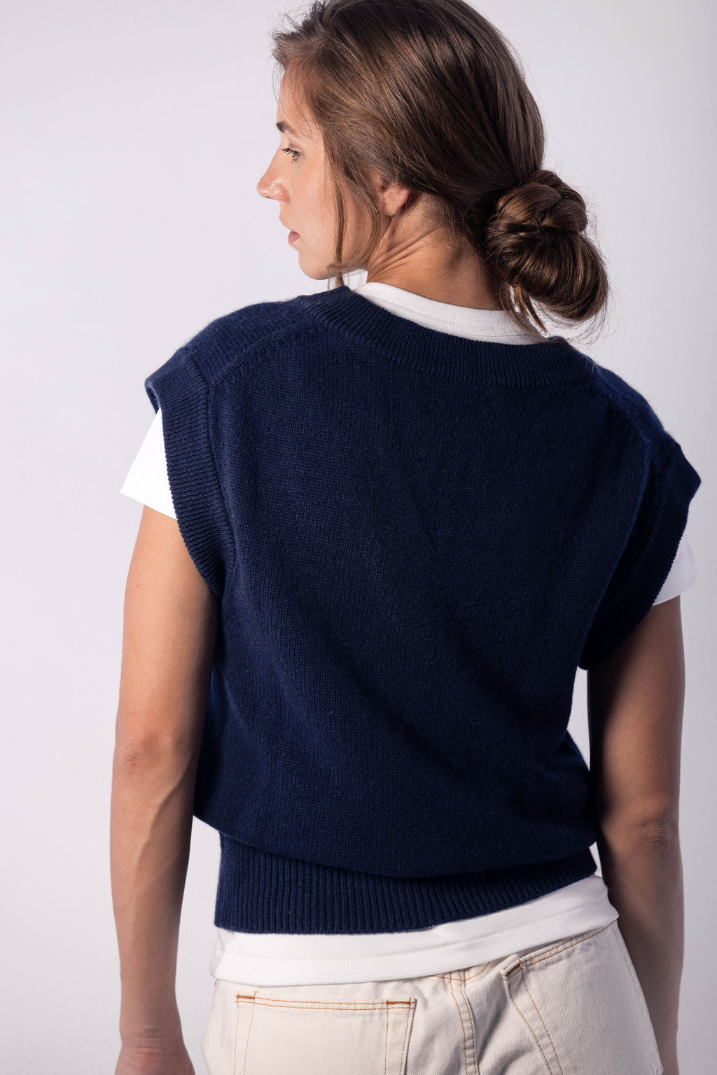 Wool pullover vest